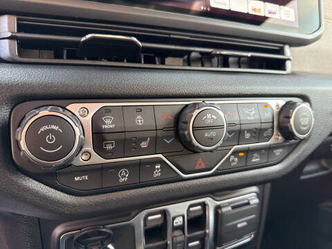 2026 Jeep Gladiator Willys