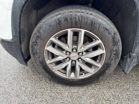 2017 GMC Acadia SLE-2