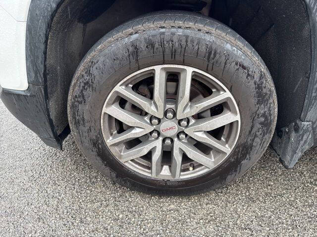 2017 GMC Acadia SLE-2