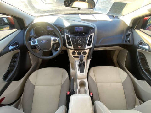 2012 Ford Focus SE