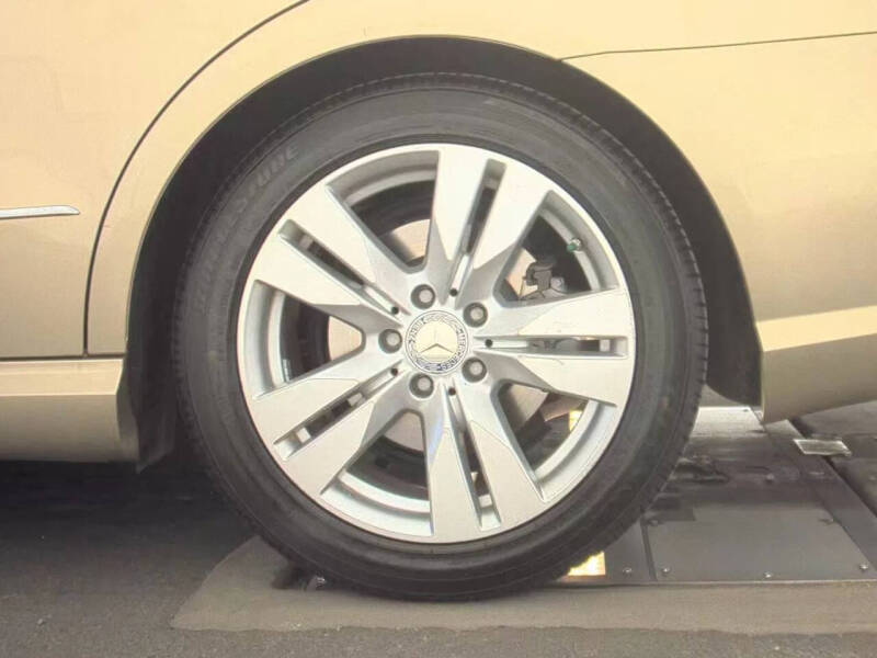 2012 Mercedes-Benz E-Class