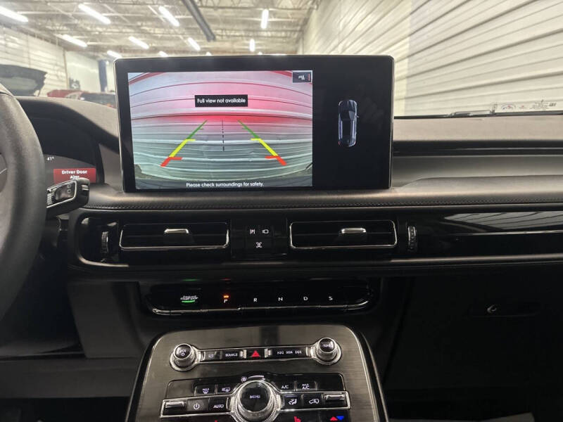 2022 Lincoln Nautilus Standard