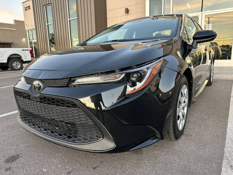 2022 Toyota Corolla LE's photo