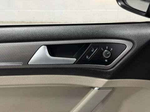 2017 Volkswagen Golf Alltrack