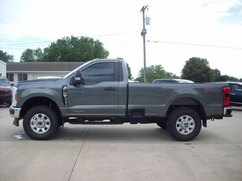 Used 2024 Ford F-350 Super Duty XLT with VIN 1FTRF3BT1REC70367 for sale in Kansas City
