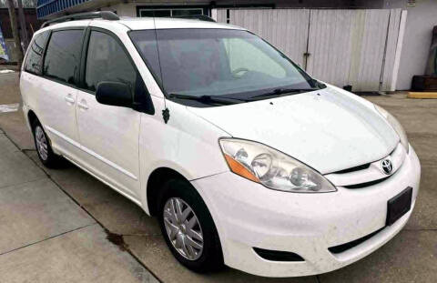 2007 Toyota Sienna LE 7-Passenger