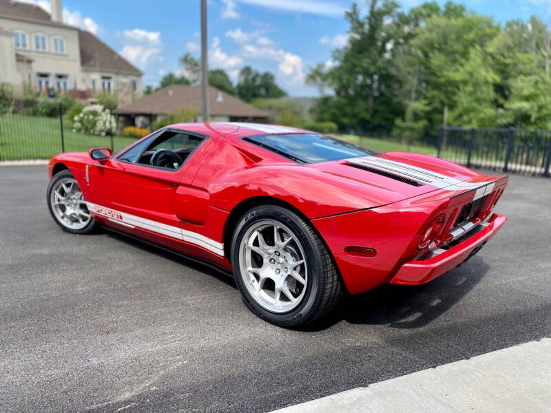 2005 Ford GT