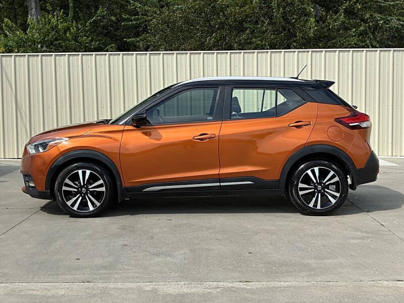 2020 Nissan Kicks SR
