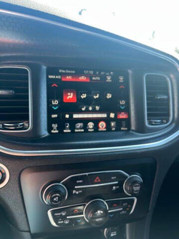 2015 Dodge Charger SXT