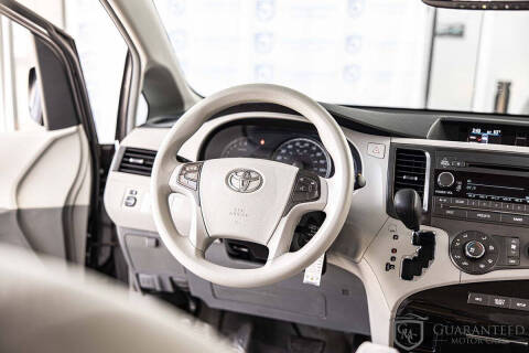 2012 Toyota Sienna