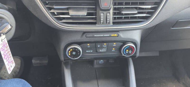 2022 Ford Escape S