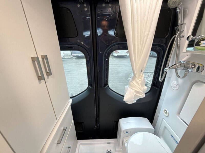 2025 Mercedes-Benz Sprinter