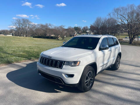 2018 Jeep Grand Cherokee for sale at Five Plus Autohaus, LLC in Emigsville PA