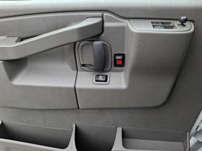 2024 Chevrolet Express 2500