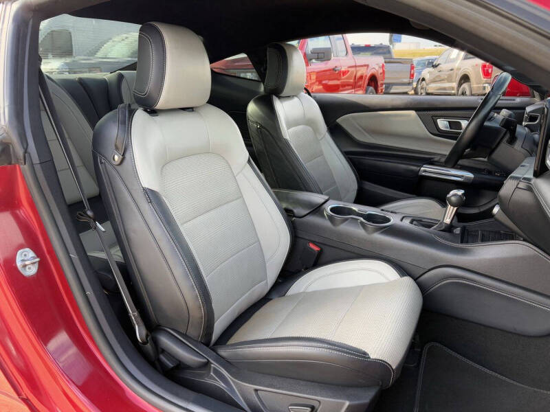 2024 Ford Mustang EcoBoost Premium