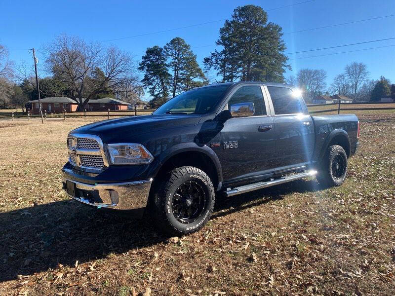 2017 RAM 1500 Laramie