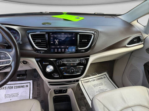 2019 Chrysler Pacifica Touring L