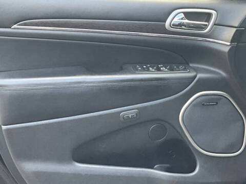 2017 Jeep Grand Cherokee Summit