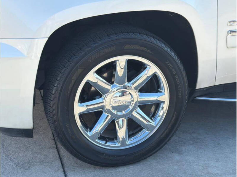 2013 GMC Yukon XL Denali