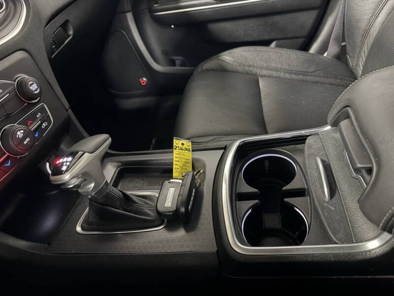 2016 Dodge Charger SXT