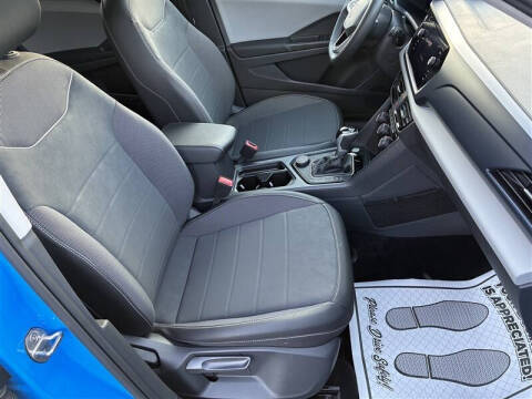2023 Volkswagen Taos SE 4Motion