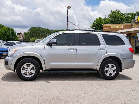 2017 Toyota Sequoia SR5