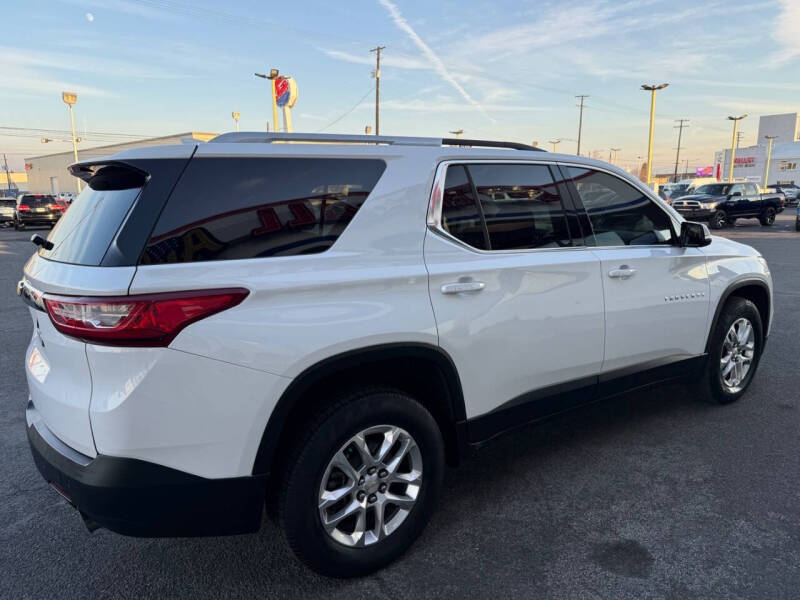 2018 Chevrolet Traverse LT Cloth