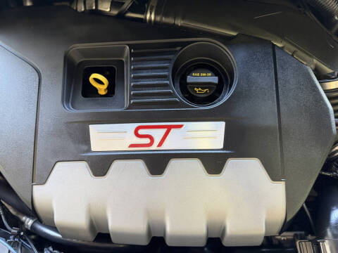 2018 Ford Focus ST