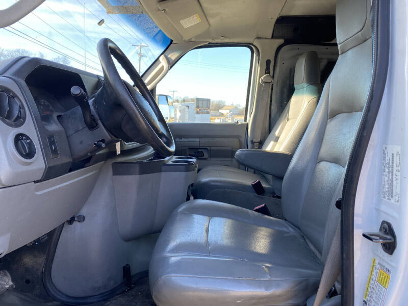 2013 Ford E-Series E-250