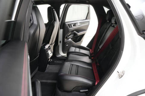 2021 Porsche Cayenne GTS