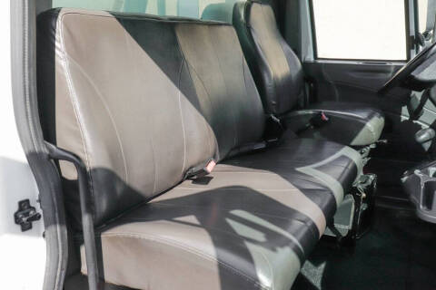 2019 International DuraStar 4300