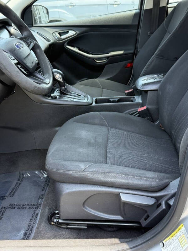 2017 Ford Focus SEL