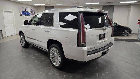 2016 Cadillac Escalade Platinum
