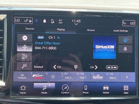 2023 Chrysler Pacifica Touring L