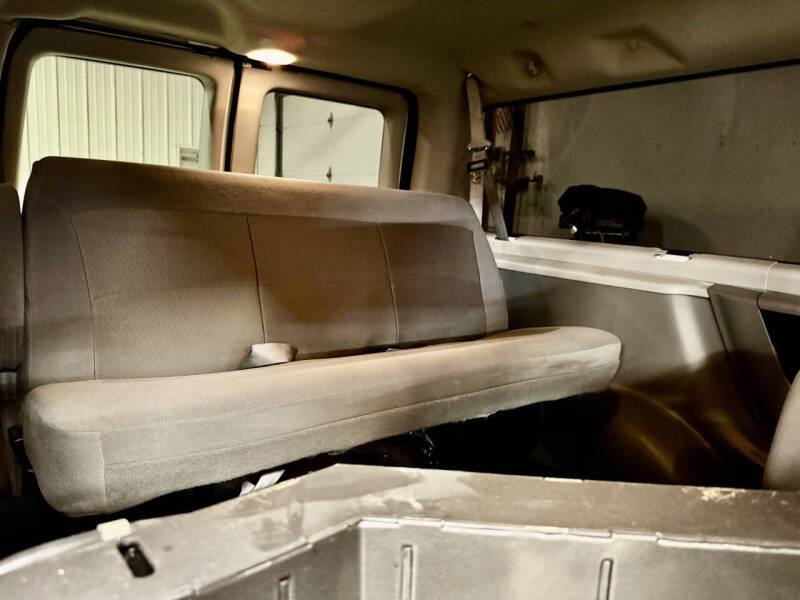 2007 Ford E-Series E-150 XLT