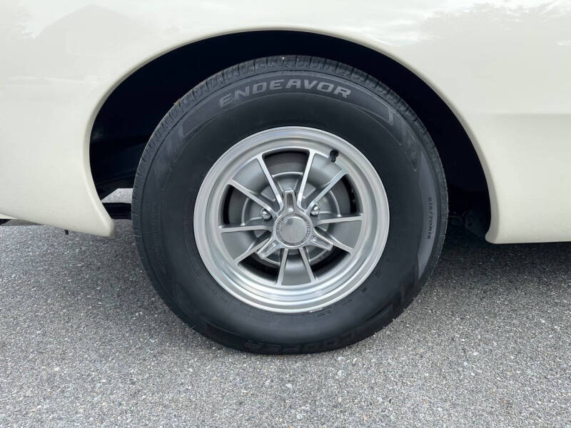 1963 Studebaker Avanti