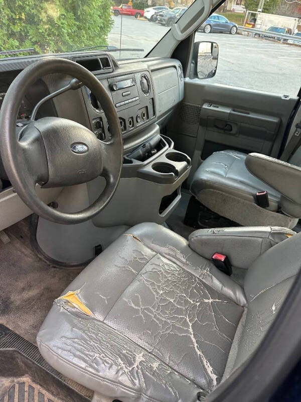 2010 Ford E-Series E-150 XL