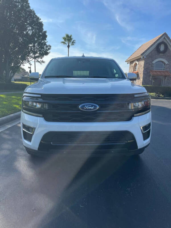 2024 Ford Expedition MAX XLT