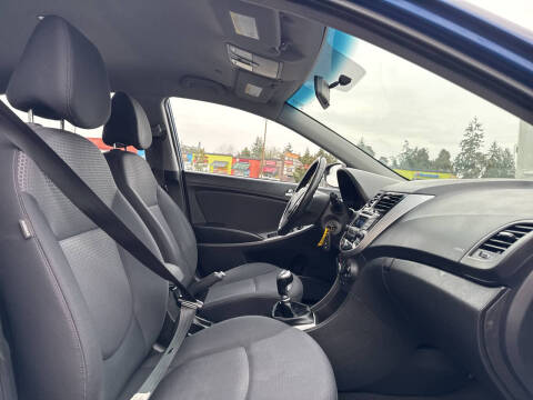 2015 Hyundai Accent Sport