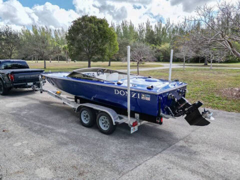 1994 Donzi Marine Classic 22