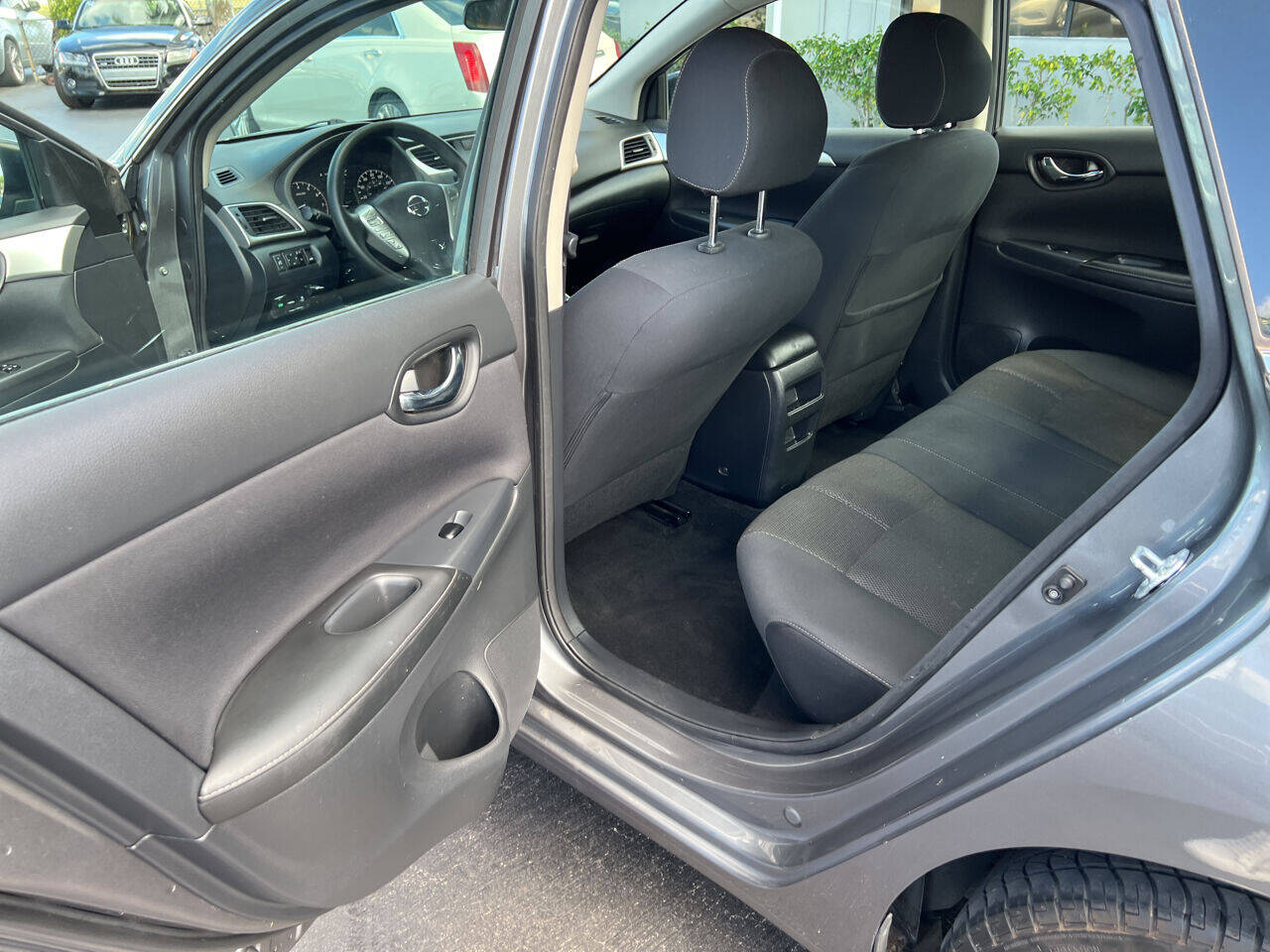 2016 Nissan Sentra Sedan - $10,900