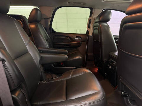 2011 Cadillac Escalade Premium