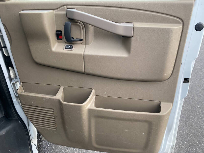 2019 Chevrolet Express 2500