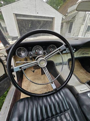 1961 Ford Thunderbird