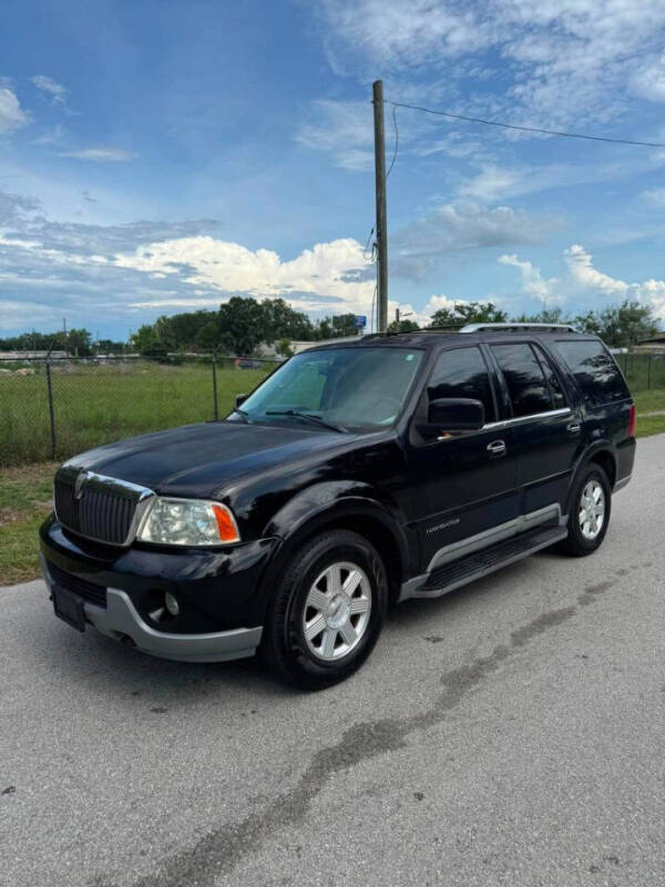 2003 Lincoln Navigator's photo