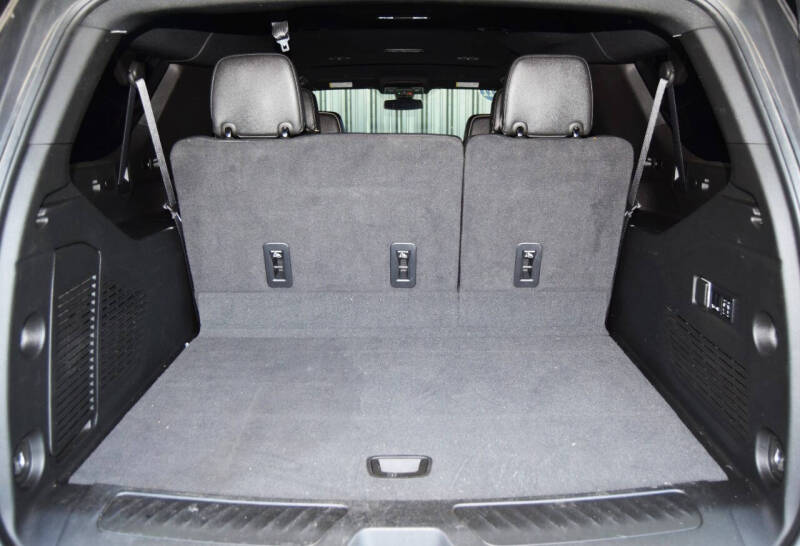 2022 GMC Yukon XL SLT