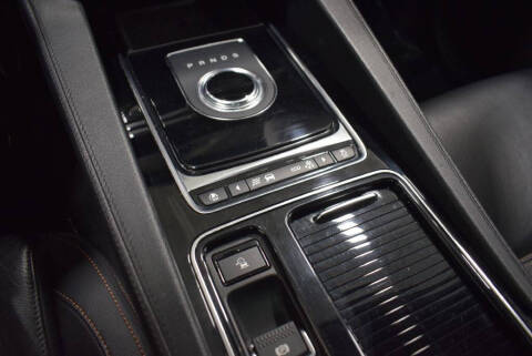 2019 Jaguar F-PACE 30t Prestige