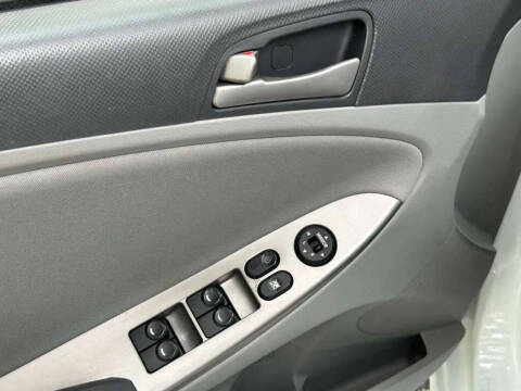 2015 Hyundai Accent GS