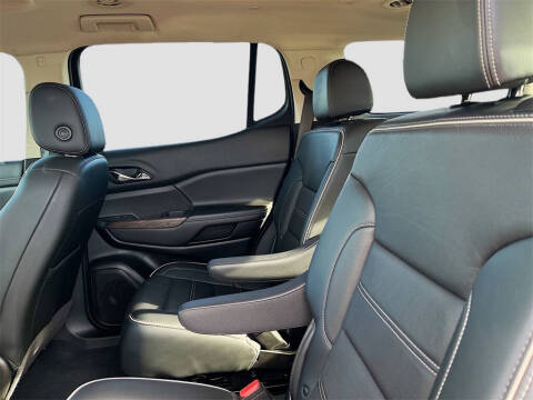 2022 GMC Acadia Denali