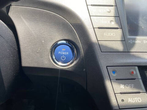 2015 Toyota Prius Three